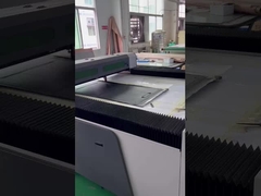 100W lichtgewicht opvouwbaar zonne-energie-oplader IP65 waterdicht voor alternatieve energie