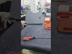 Opvouwbare zonne-energie-oplader 4voudige ontvouwbare grootte 1670*500*5mm voor reizigers en kampeerders